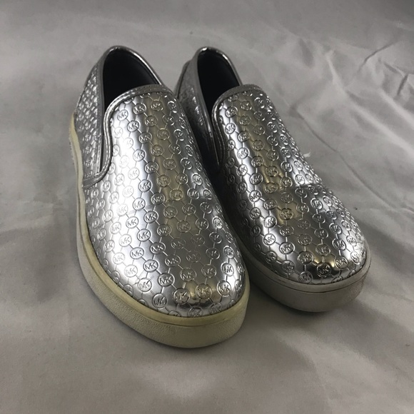 Michael Kors Slip on Shoes size 1 - Picture 2 of 10